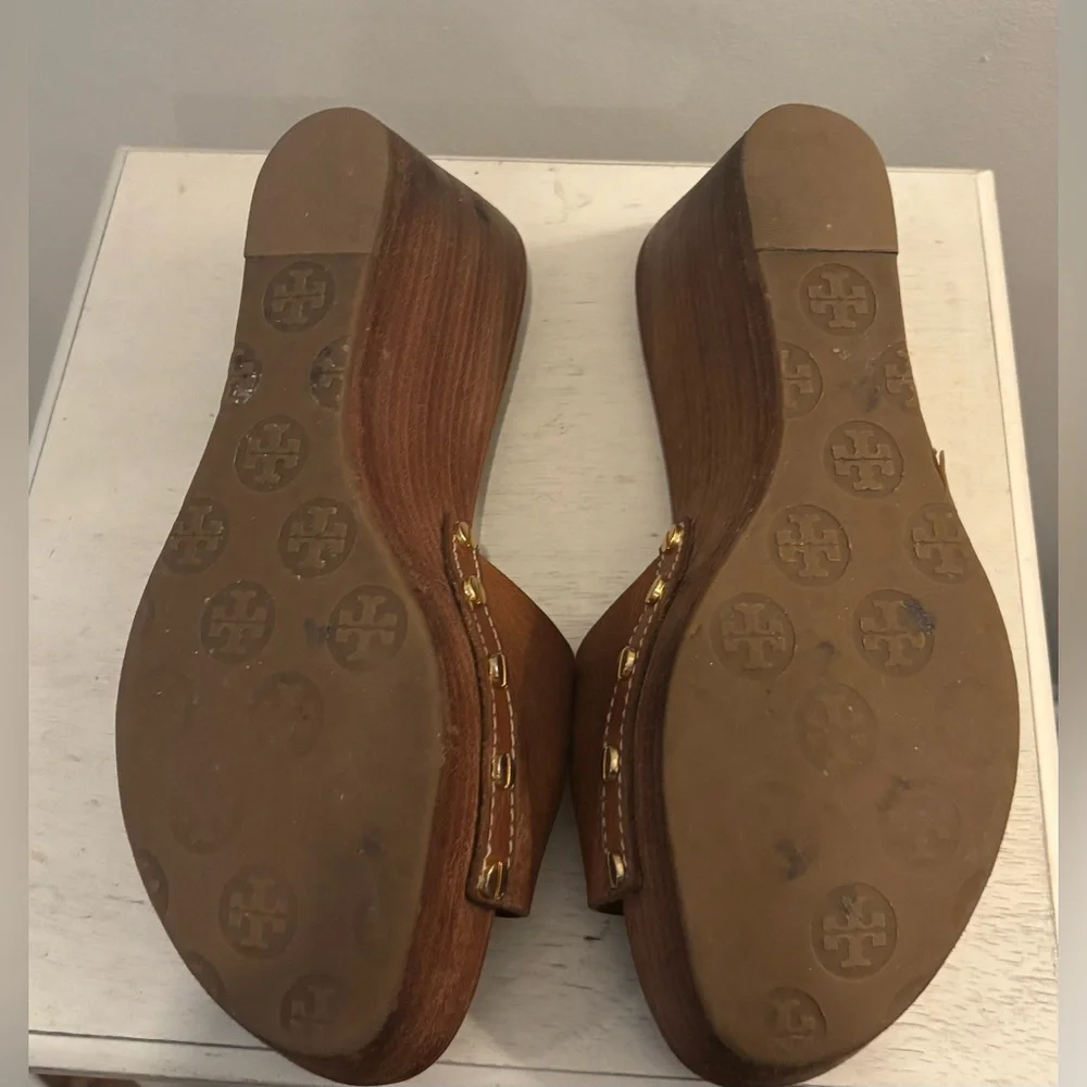 🤩 Modern VTG Tory Burch Leather Clog Wedge Sandals - Camel - Picture 10 of 13